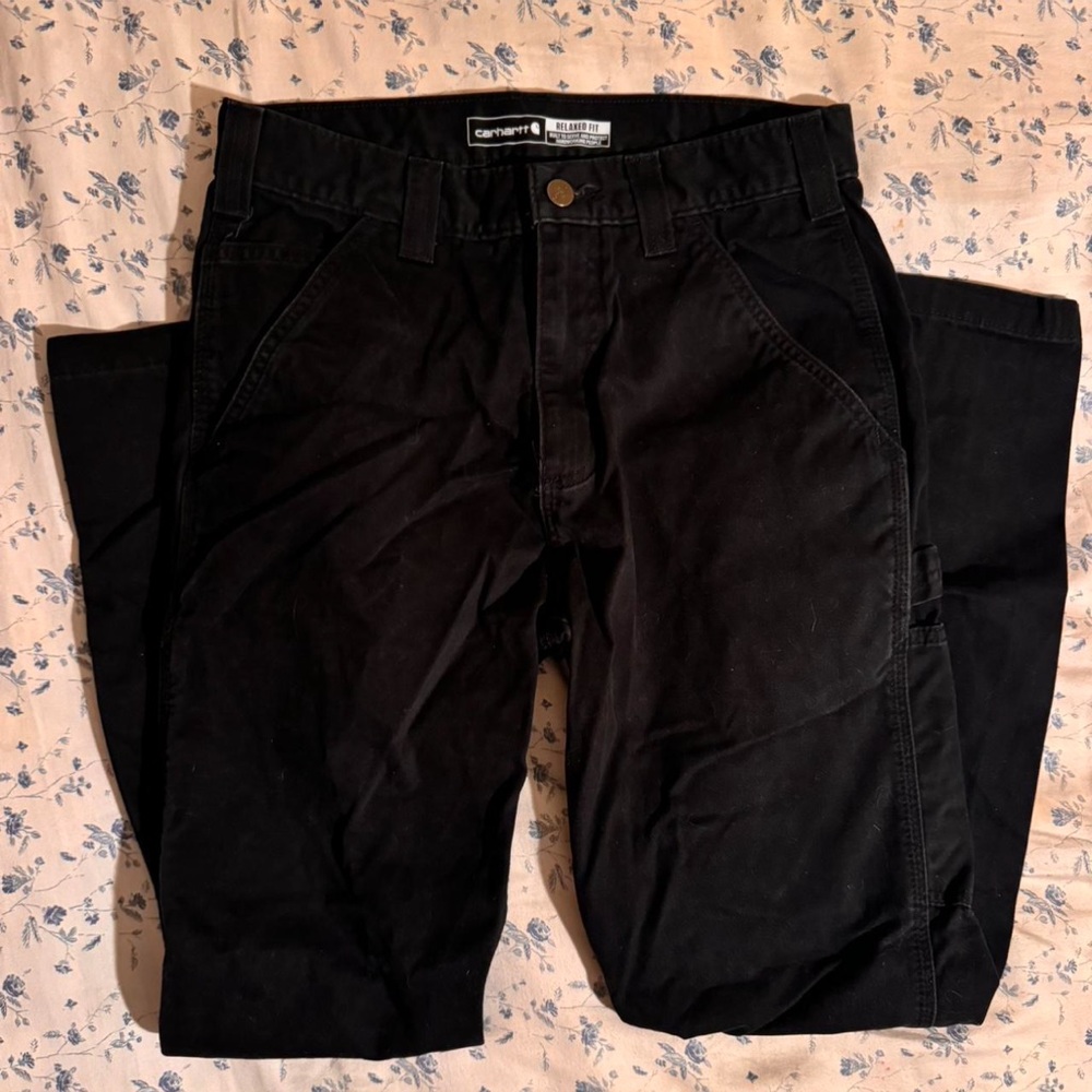 Carhartt Black Cargo Pants Durable and Versatile